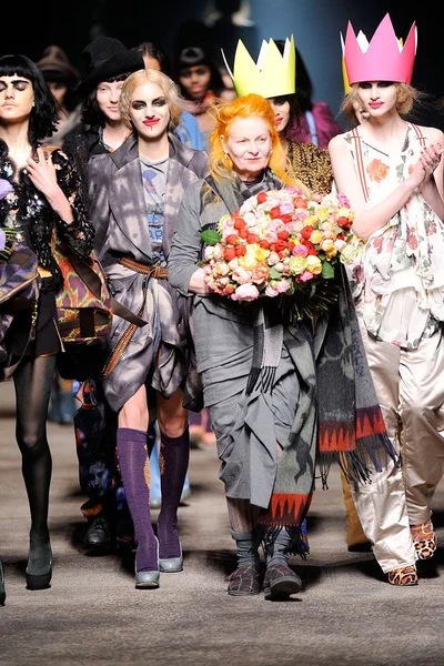 Look 54